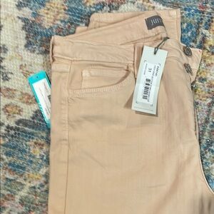 Just USA Women's Skinny Jeans in Peach